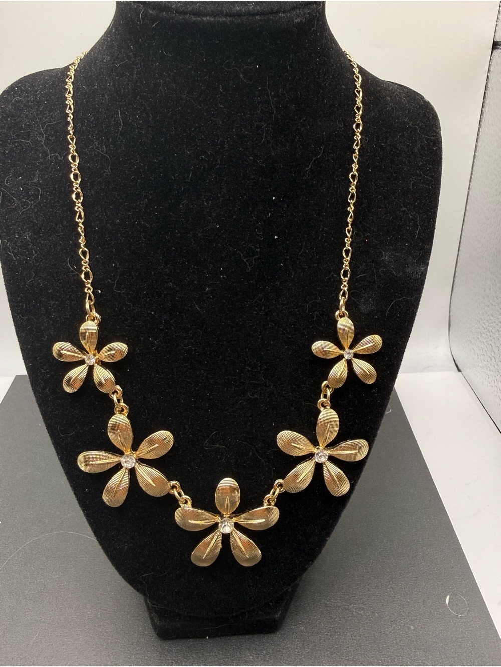 Gold Tone Rhinestone Floral Flower Statement Necklace 16+3